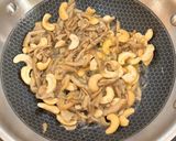 A picture of step 4 of Oyster Mushroom Stir Fry.