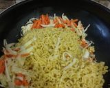 Foto langkah ke 7 dari resep Mie Goreng.
