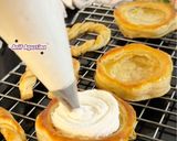 Foto langkah ke 7 dari resep Puff Pastry Baskets Merah Putih.