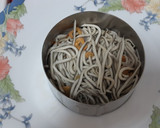 Foto del paso 4 de la receta: Gulas al ajillo con huevo escalfado