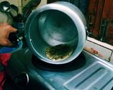 A picture of step 5 of Lachha paratha.