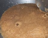 A picture of step 6 of Halwa Poori.