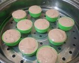 Foto langkah ke 5 dari resep Bolu Kukus Cokelat Mekar.
