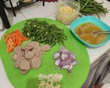 Foto langkah ke 1 dari resep Orak-arik Buncis Bakso.