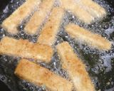 A picture of step 5 of Crunchy coconut yam fries.
