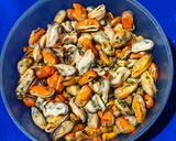 Foto langkah ke 1 dari resep Sate Kerang Khas Medan.