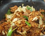 Foto langkah ke 5 dari resep Bihun Goreng.