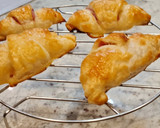 Foto del paso 4 de la receta: Croissant de jamón York y queso mozzarella
