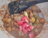 Foto langkah ke 3 dari resep Semur Daging Kentang.
