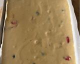 Foto del paso 5 de la receta: Coca de llanda con frutos rojos y azúcar caramelizada 🔥 con café con leche del tiempo !!!!