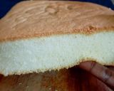 A picture of step 5 of 3 ingredients sponge cake.