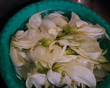 Foto langkah ke 1 dari resep Sego Pecel Kembang Turi.