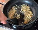 Foto del paso 3 de la receta: Pechuga de pollo a la crema con champiñones