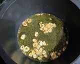 Foto del paso 1 de la receta: Sopa de Ajos con Merluza