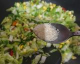 Foto langkah ke 4 dari resep Tumis Sawi Putih Jagung Manis.