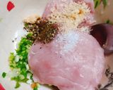 Hình bước làm 1 của món Canh bí ngòi nấu mọc