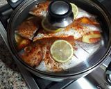 Foto del paso 11 de la receta Brecas en un guiso sudado, con patatas y tomates