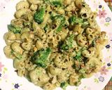 A picture of step 8 of White Sauce Pasta.