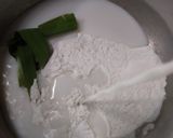 Foto langkah ke 2 dari resep Bubur Sumsum Pandan Tepung Ketan.