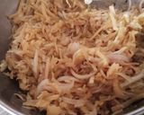 A picture of step 4 of Lauki-Chhupi Leftover Roti Pakodas.
