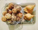 A picture of step 5 of Crunchy Sweet Balls.