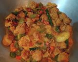 A picture of step 7 of Soya Veggies Stir Fry.