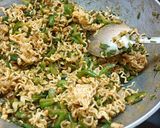 ગ્રીલ મેગી ફ્રેન્કી (Grill Maggi Frankie Recipe In Gujarati) રેસીપી સ્ટેપ3ફોટો