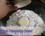 Foto langkah ke 4 dari resep Stik bawang renyah gurih tanpa telur.