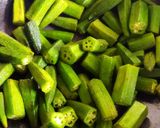 भिंडी दो प्याजा (Bhindi Do Pyaza Recipe in Hindi) रेसिपी चरण 1 फोटो