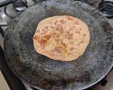 गुळपोळी (Gulpoli Recipe In Marathi) रेसिपी स्टेप 5 फोटो 