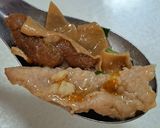 รูปขั้นตอนการทำที่ 9 ของ ก๋วยเตี๋ยวหมูขั้วตับตุ๋น
