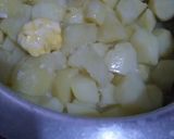 A picture of step 2 of Mashed potatoes #4weekschallenge.