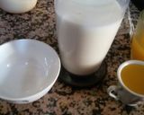صورة لخطوة 3 من وصفة كنافة والقشطلية مزينة بالبرتقال والفراولة والموز