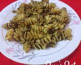 A picture of step 4 of Eliche Pasta with Spinach Pesto.