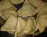ચીઝ કોર્ન સમોસા (Cheese Corn Samosa Recipe in Gujarati) રેસીપી સ્ટેપ9ફોટો