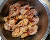 A picture of step 3 of Rice wine flavored chicken.