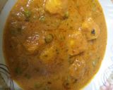 A picture of step 4 of Matar paneer.