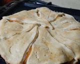 Foto del paso 4 de la receta: Quiche de cebolla, morrón, champiñón 👌🏽