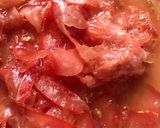 Foto del paso 2 de la receta: Carpaccio de tomate, alficoz, salazones y caviaroli