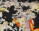 A picture of step 1 of Chicken tikka fried rice.