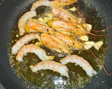 Foto del paso 3 de la receta: Spaghetti con pil pil de almejas