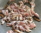 รูปขั้นตอนการทำที่ 1 ของ “ผัดหมี่ยากิโซบะหมูหมัก”