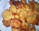 A picture of step 5 of Tumeric Viazi Karai.