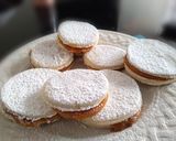 Foto del paso 2 de la receta: Alfajores de Maicena Rellenas con Manjar de Lúcuma 👍🇵🇪
