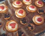 Foto del paso 6 de la receta: Volovanes de queso y fresas