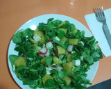 Foto del paso 4 de la receta: Ensalada de piña y aguacate