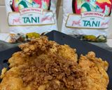 Foto langkah ke 7 dari resep Ayam Goreng Kremes.