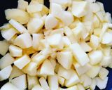 Une image de l'étape 1 de Gâteaux aux pommes caramélisées et miel.