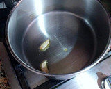 Foto del paso 4 de la receta: Hígado de cordero en salsa de mantequilla pura de vaca y laurel