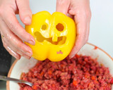 Foto del paso 6 de la receta: Pimientos Rellenos Terroríficos